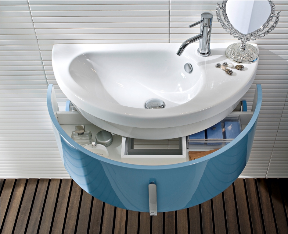 Elément pour la salle de bains Moon sur Repubblica Casa&amp;Design