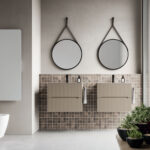 Miroir rond Ring en métal peint avec une sangle de suspension en faux cuir noir  - Ideagroup